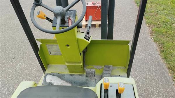 Grote foto heftruck clark tm10 3 wiel mast 2f278 fullfree agrarisch heftrucks