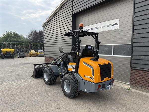 Grote foto giant g2700 hd x tra minishovel kniklader nieuw agrarisch shovels