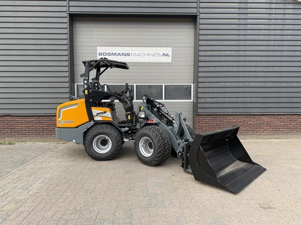 Grote foto giant g2700 hd x tra minishovel kniklader nieuw agrarisch shovels