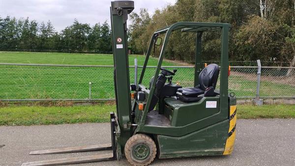 Grote foto jungheinrich efg215 1.25 ton 3 wieler elektrisch mast 2f339 3074 agrarisch heftrucks