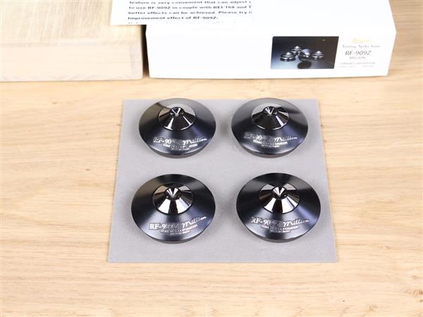 Grote foto harmonix rf 909z million highend audio spike bases set of 4 audio tv en foto algemeen