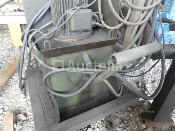 Grote foto hydraulische pomp doe het zelf en verbouw ijzerwaren en bevestigingsmiddelen
