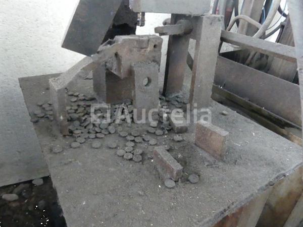 Grote foto punch doe het zelf en verbouw ijzerwaren en bevestigingsmiddelen