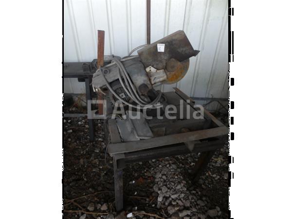 Grote foto zaag doe het zelf en verbouw ijzerwaren en bevestigingsmiddelen
