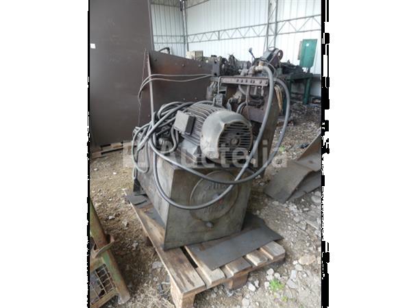 Grote foto abex denison hydraulische pomp doe het zelf en verbouw ijzerwaren en bevestigingsmiddelen