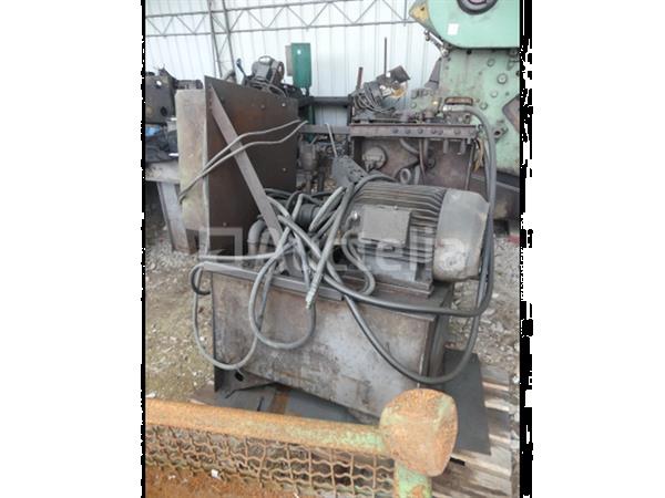 Grote foto abex denison hydraulische pomp doe het zelf en verbouw ijzerwaren en bevestigingsmiddelen