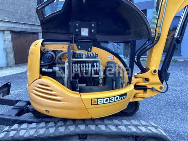 Grote foto jcb 8030 zts minigraafmachine 2010 2.288 uur agrarisch shovels