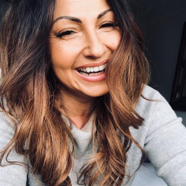 Grote foto wil jij met mij dit avontuur aan gaan contacten en berichten vrouw zoekt man