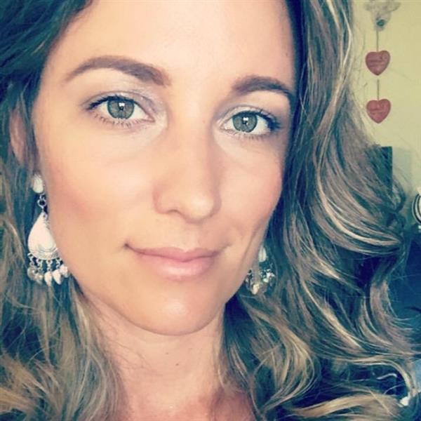 Grote foto kan jij je hierin vinden contacten en berichten vrouw zoekt man