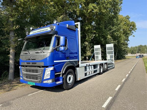 Grote foto volvo fm370 6x2 machine transporter oprij vrachtwagen 2019 euro 6 550dkm steering wheel doe het zelf en verbouw vrachtwagens