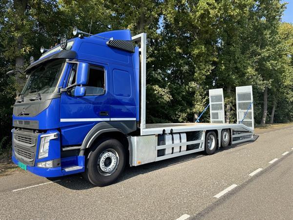 Grote foto volvo fm370 6x2 machine transporter oprij vrachtwagen 2019 euro 6 550dkm steering wheel doe het zelf en verbouw vrachtwagens