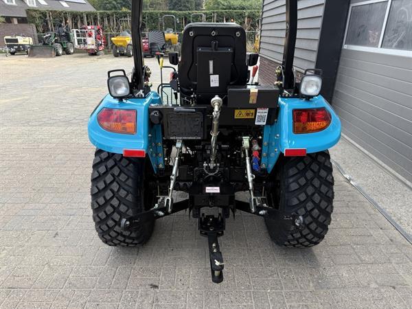 Grote foto knegt 304 g2 minitractor 4wd 30 pk agrarisch tractoren