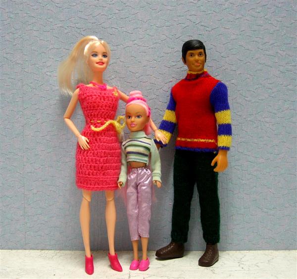 Grote foto clone family barbie ken en puber dochter kinderen en baby poppen