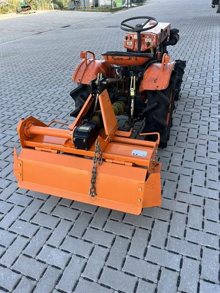 Grote foto kubota b7000 met boxer grondfrees agrarisch tractoren