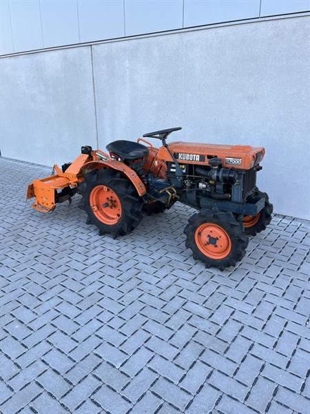 Grote foto kubota b7000 met boxer grondfrees agrarisch tractoren