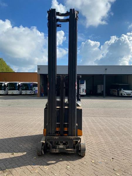 Grote foto still reachtruck doe het zelf en verbouw hefwerktuigen