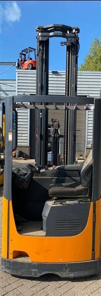 Grote foto still reachtruck doe het zelf en verbouw hefwerktuigen