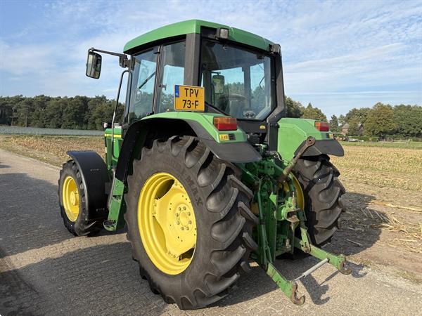 Grote foto john deere 6110 superkruip agrarisch tractoren