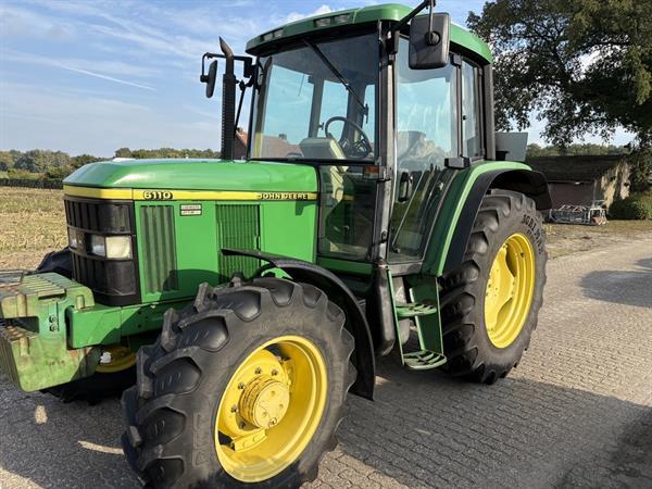 Grote foto john deere 6110 superkruip agrarisch tractoren