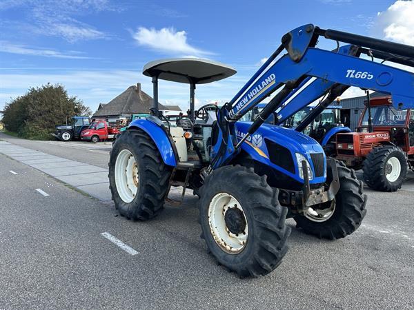 Grote foto new holland td5.100 agrarisch tractoren
