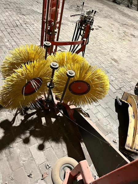 Grote foto inundatie schotjes plaatser en uithaler agrarisch akkerbouw