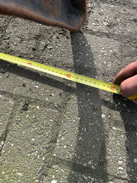 Grote foto manitou hijs jip met poliepknijper doe het zelf en verbouw kranen en graafmachines