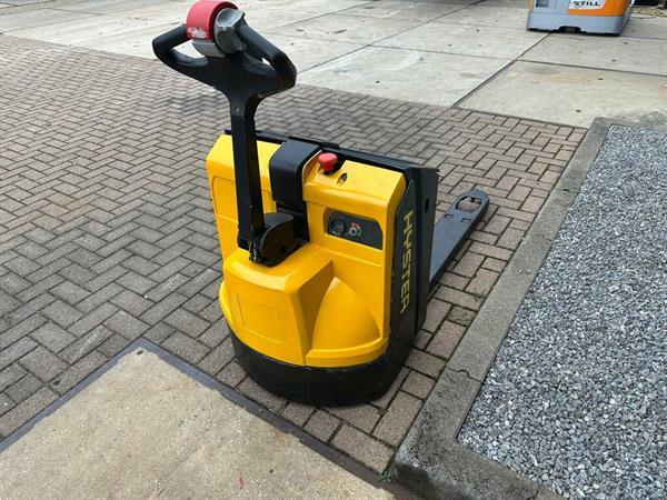 Grote foto vs 22414 elektrische palletwagen hyster p2.2 bj2017 doe het zelf en verbouw hefwerktuigen