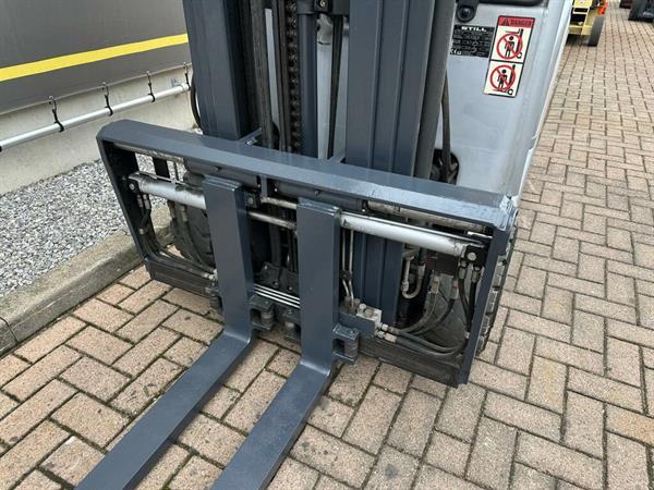 Grote foto vs 22418 elektrische triplex heftruck still rx20 20 weinig uren agrarisch heftrucks