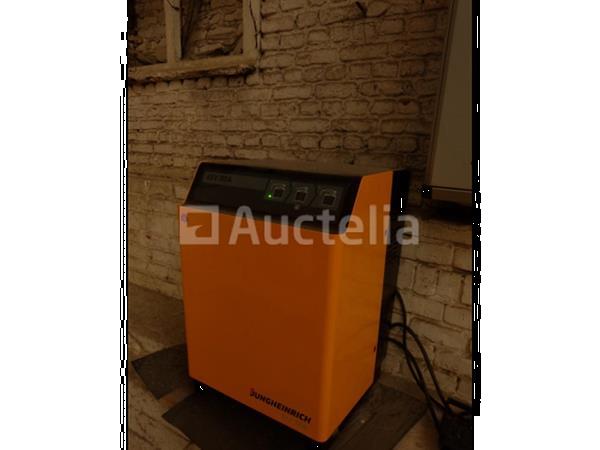 Grote foto staande vorkheftruck junghenrich etv c20 doe het zelf en verbouw hefwerktuigen