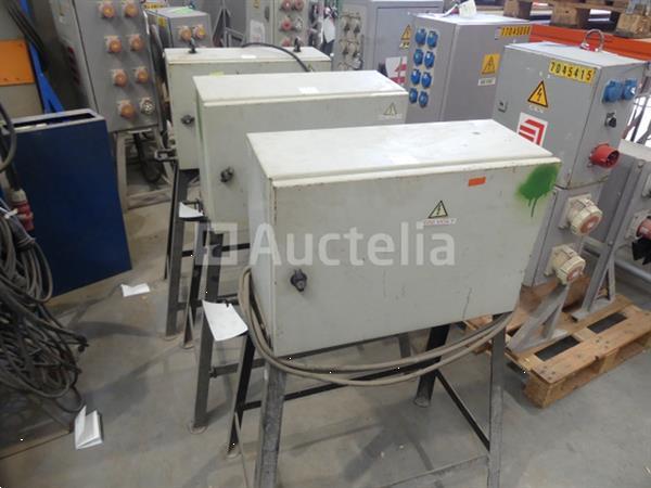 Grote foto 3 transformatoren van 2 5 kva in bouwkast doe het zelf en verbouw onderdelen en accessoires