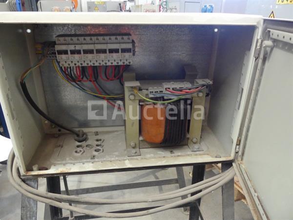 Grote foto 3 transformatoren van 2 5 kva in bouwkast doe het zelf en verbouw onderdelen en accessoires