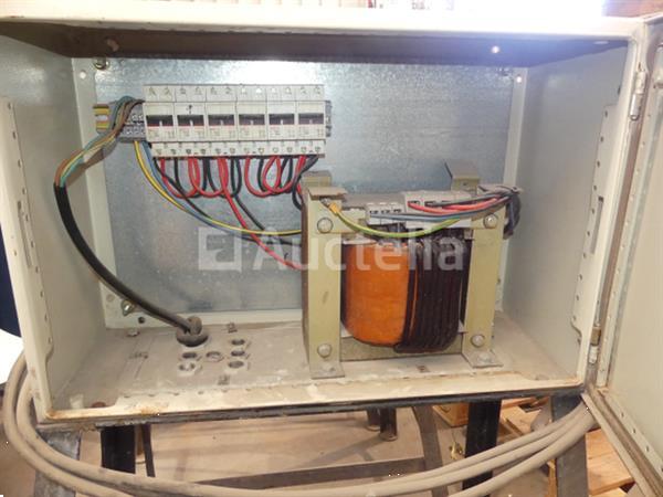 Grote foto 3 transformatoren van 2 5 kva in bouwkast doe het zelf en verbouw onderdelen en accessoires