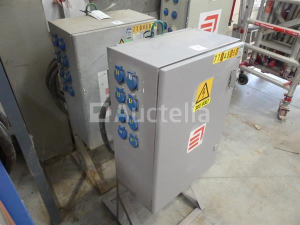 Grote foto 2 elektrische kasten op de bouwplaats doe het zelf en verbouw onderdelen en accessoires