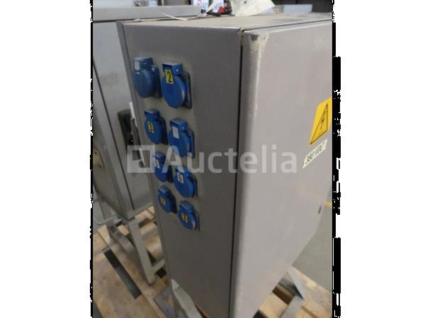 Grote foto 2 elektrische kasten op de bouwplaats doe het zelf en verbouw onderdelen en accessoires