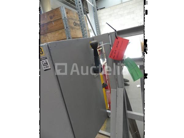 Grote foto 2 elektrische kasten op de bouwplaats doe het zelf en verbouw onderdelen en accessoires