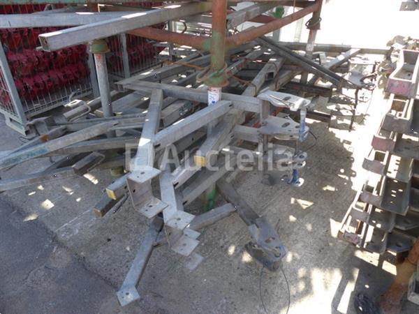 Grote foto 14 beugels voor de bekistingsplaat doka framax 90 doe het zelf en verbouw onderdelen en accessoires