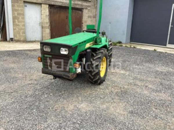Grote foto ferrari 96 gelede tuinbouwtractor agrarisch tractoren