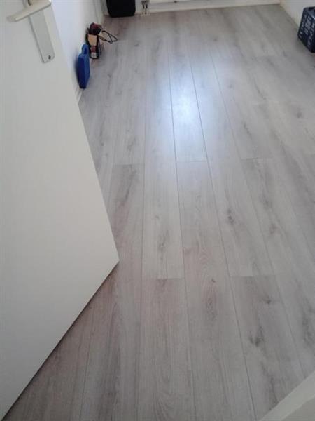 Grote foto alleen voor de vrouw met of zonder kind diversen overige