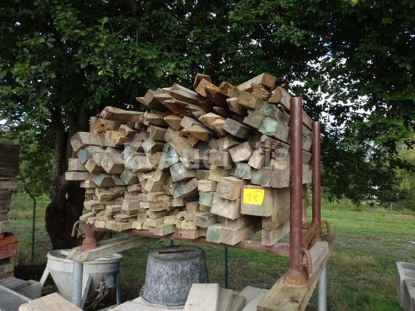 Grote foto veel verschillende planken wiggen houten planken doe het zelf en verbouw onderdelen en accessoires