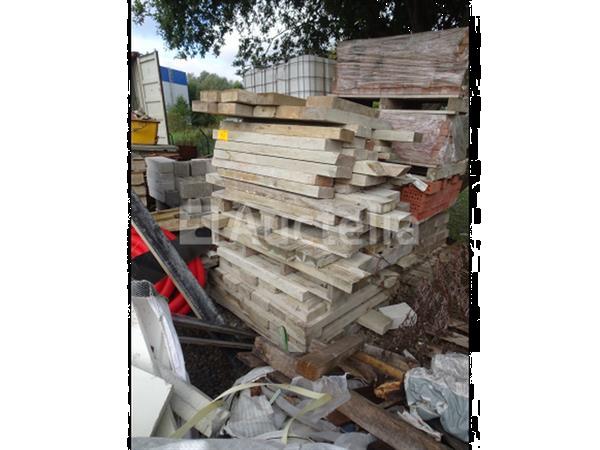 Grote foto veel verschillende planken wiggen houten planken doe het zelf en verbouw onderdelen en accessoires