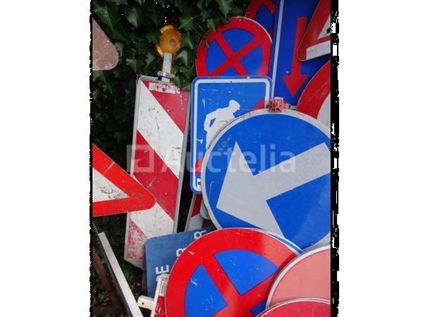 Grote foto veel verschillende verkeersborden doe het zelf en verbouw onderdelen en accessoires