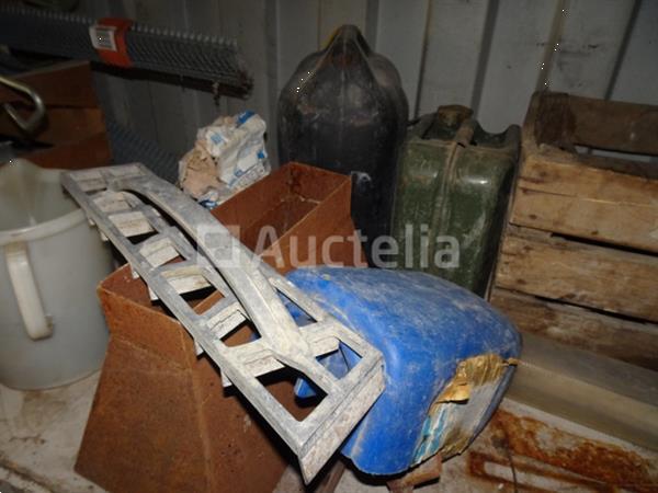 Grote foto saldo rode inhoud van de container doe het zelf en verbouw onderdelen en accessoires