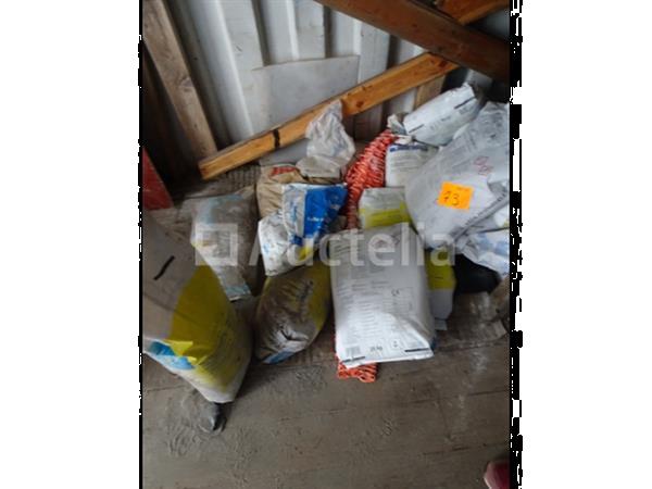 Grote foto saldo rode inhoud van de container doe het zelf en verbouw onderdelen en accessoires