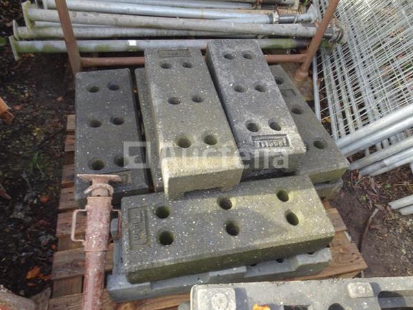 Grote foto een set van 29 heras style barriers met set poten en bevestiging doe het zelf en verbouw onderdelen en accessoires
