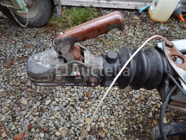 Grote foto een aanhangwagen 2 ess hapert xlhal200000654550 28 06 2002 2t doe het zelf en verbouw onderdelen en accessoires