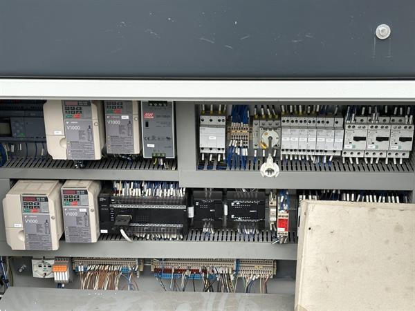 Grote foto s.m.i. smi vouwmachine voor kartonnen dozen met melton glue machine agrarisch tuinbouw