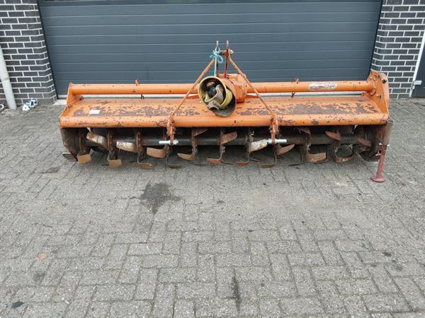 Grote foto maschio type b 250 grondfrees agrarisch akkerbouw
