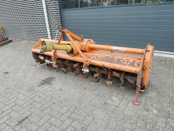 Grote foto maschio type b 250 grondfrees agrarisch akkerbouw