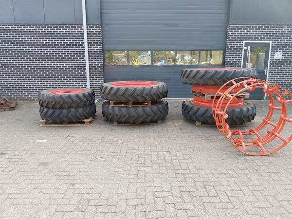 Grote foto cultuurwielen 340 85 r48 en 320 90 r32 met dubbellucht agrarisch wielen