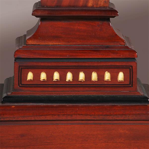 Grote foto zeer hoge zuil of pedestal in notenhout met zwart en goud. no.332425 antiek en kunst overige in antiek gebruiksvoorwerpen